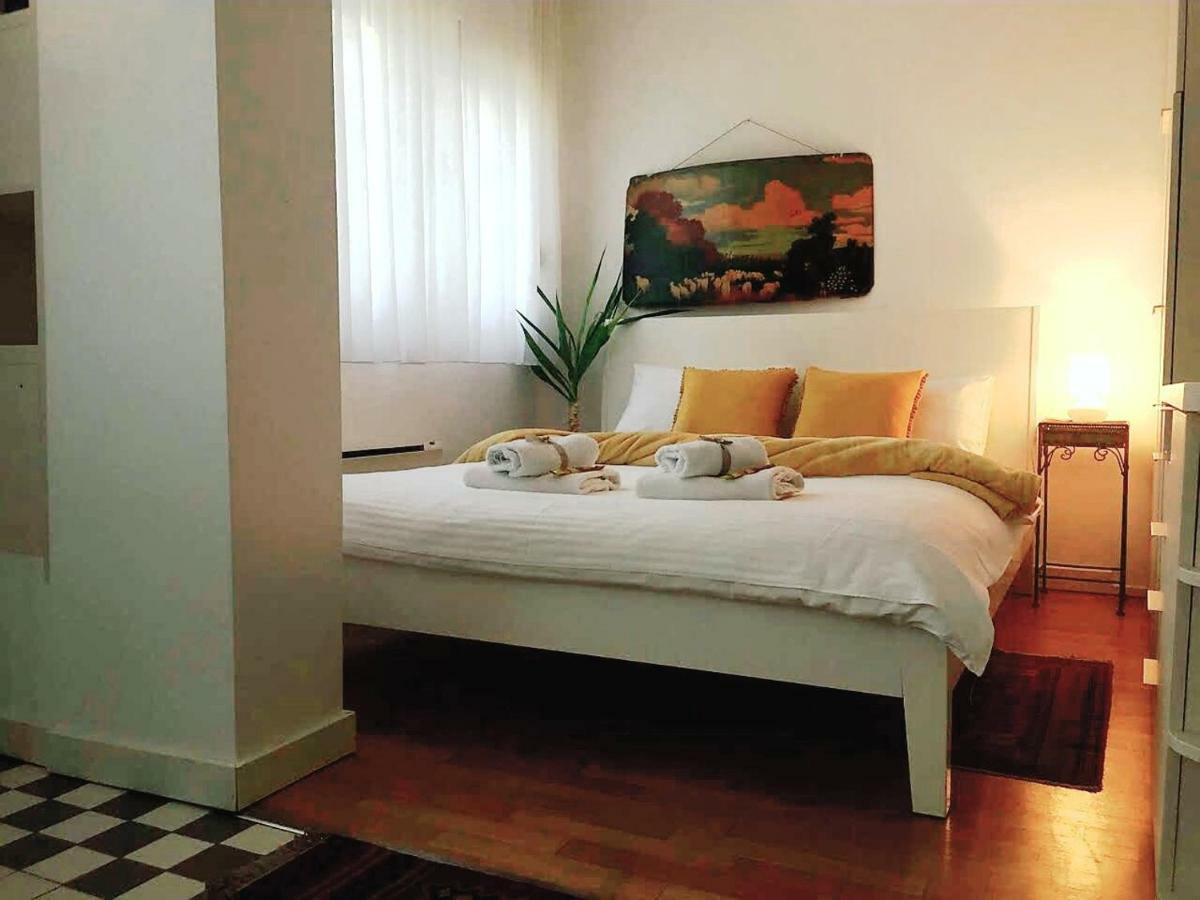 Apartment Jastuk Belgrado Buitenkant foto